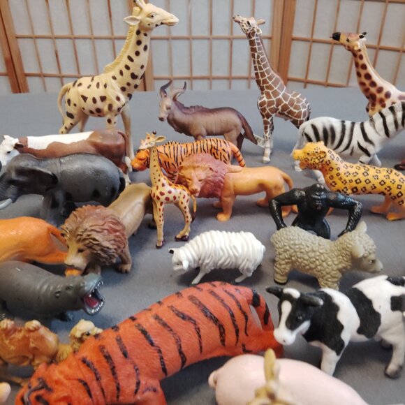 HUGE LOT OF 74 PLASTIC RUBBER PVC ANIMALS FARM JUNGLE ZOO FIGURES CAMEL SAFARI + - Picture 7 of 8